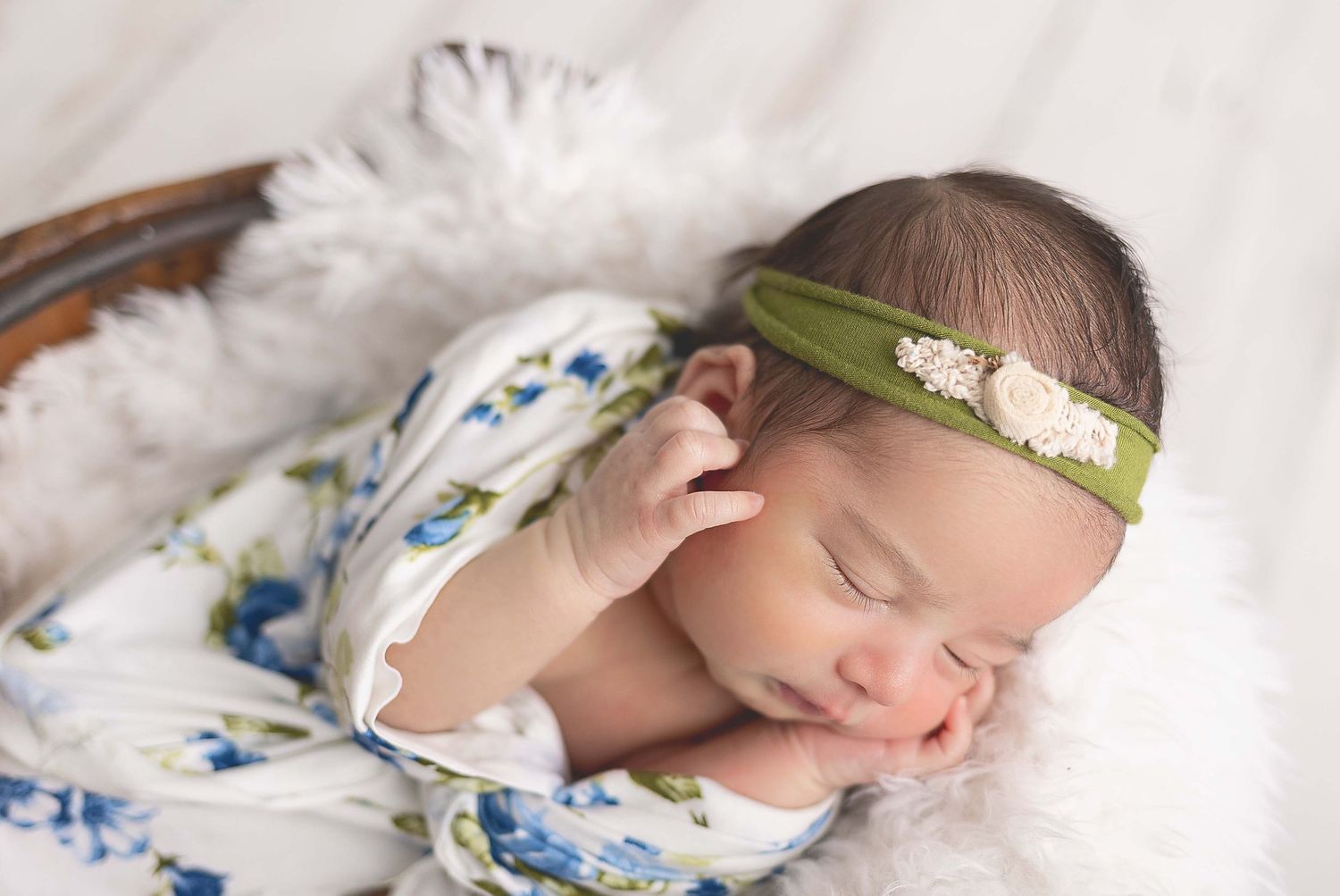 Newborn studio Hartland, WI