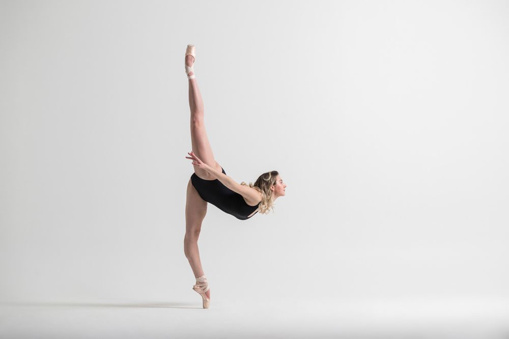 Penche, Ballet, Pointe, Ballerina, Professional Dancer, Beauty, Studio Photo, Dance Model, Dance by aKaiserPhoto, Dancer