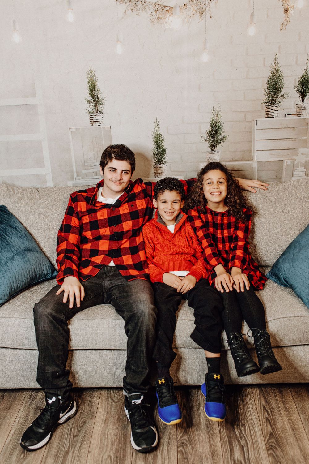 family Christmas Holiday photography buffalo bound and branch