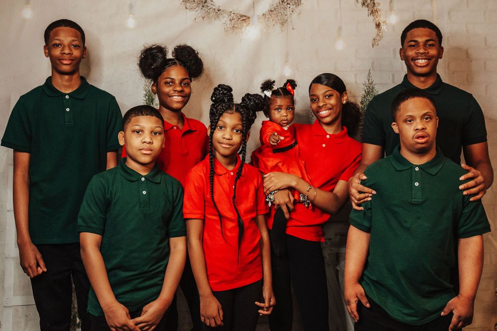family Christmas Holiday photography buffalo bound and branch