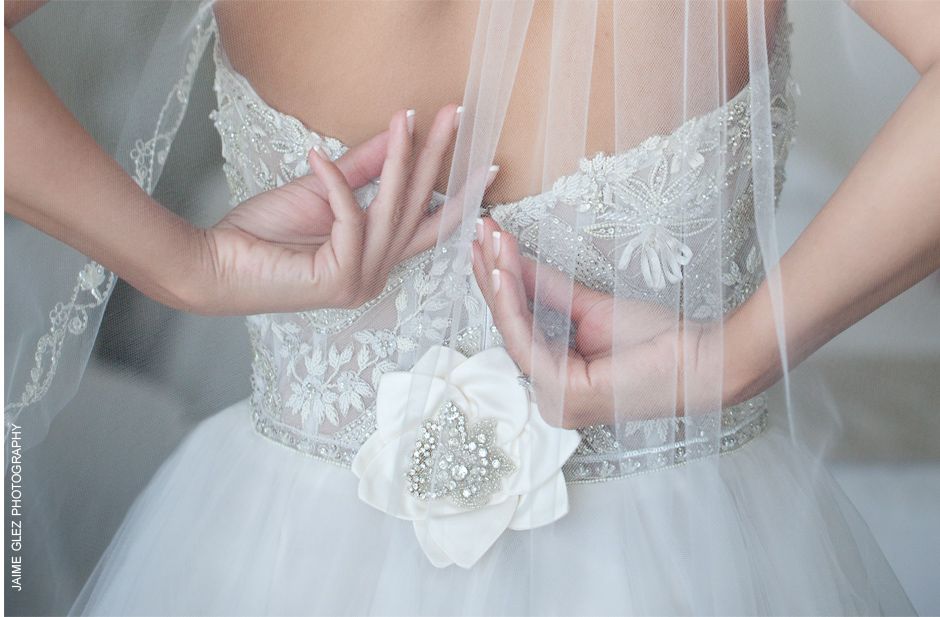 beautiful wedding dress details
