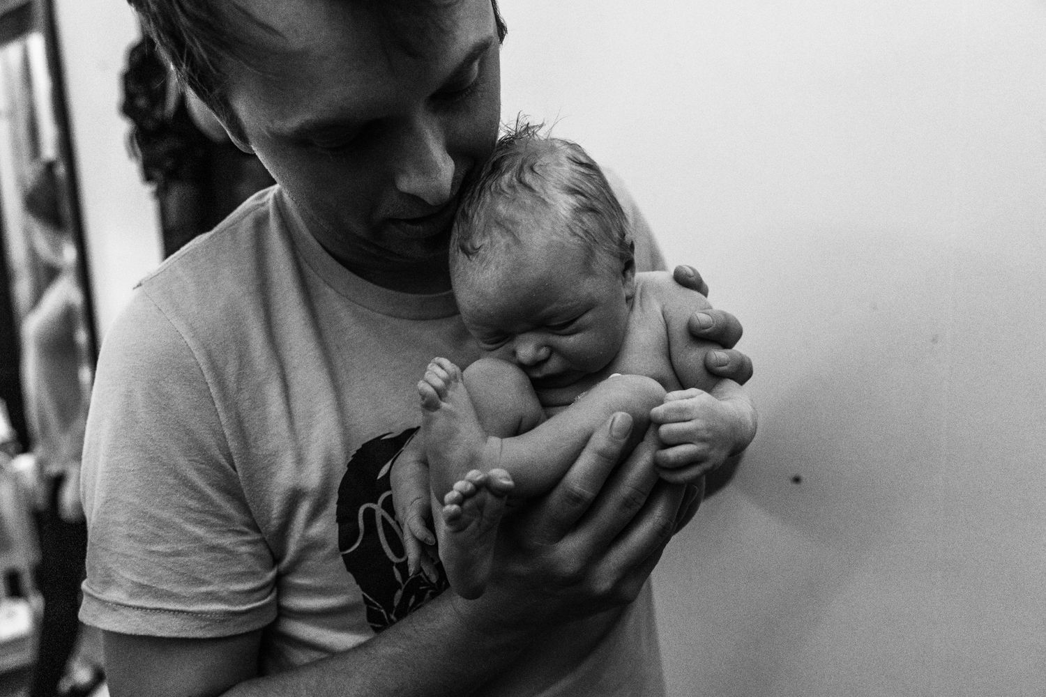 okc birth photographer captures fresh curly babe
