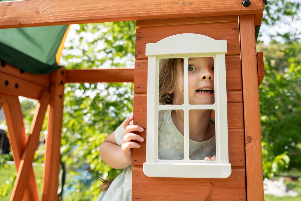 Tulsa family finds girls hiding spot while playing hide and seek.