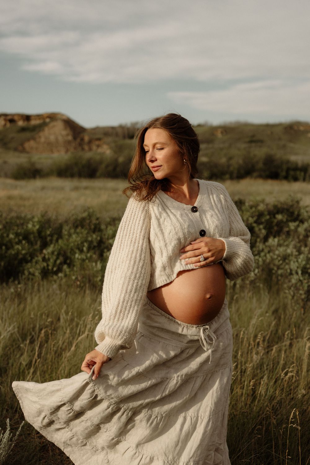red deer photographers for maternity pictures