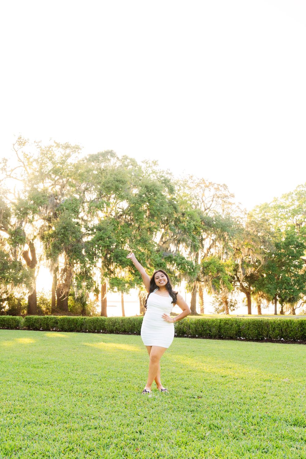 Freckles, sunset, and joy—senior portraits in Jekyll’s historic area