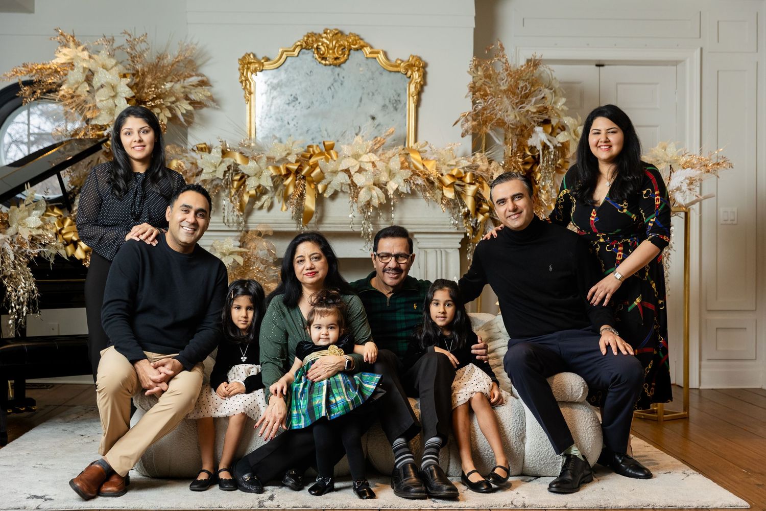 Winter Family Photo Session at Ruby Manor in Brampton, Ontario