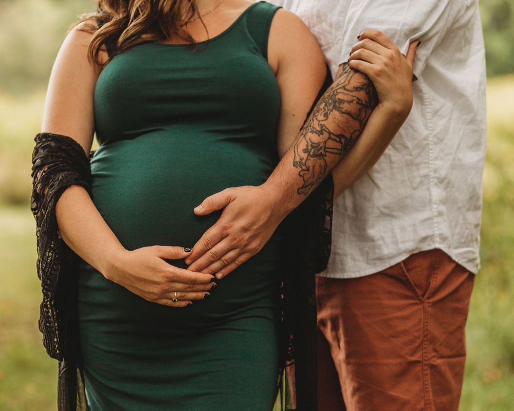 Professional maternity photo with dad
