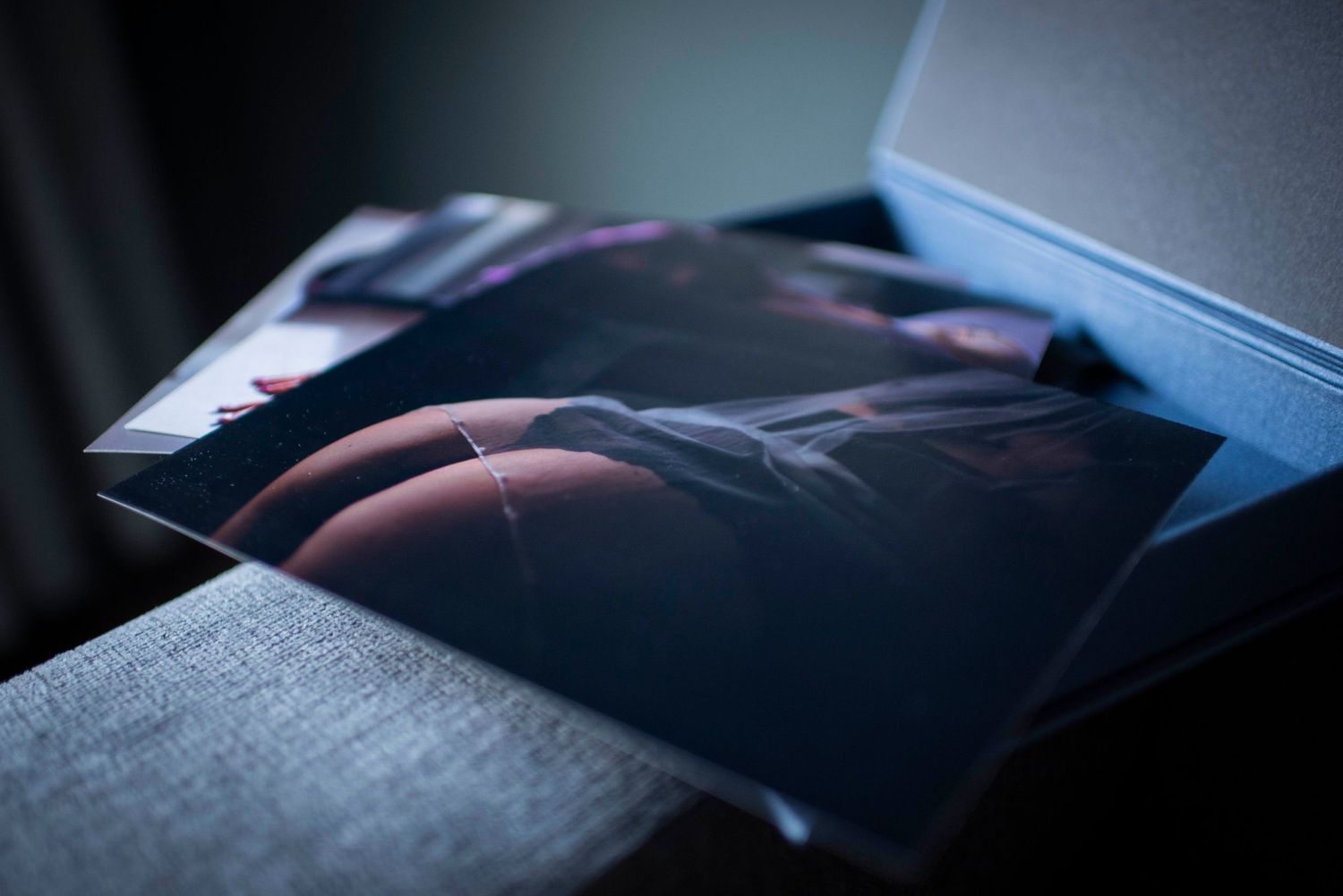 boudoir photographer, boudoir, christchurch, new zealand photographer, boudoir album, boudoir prints
