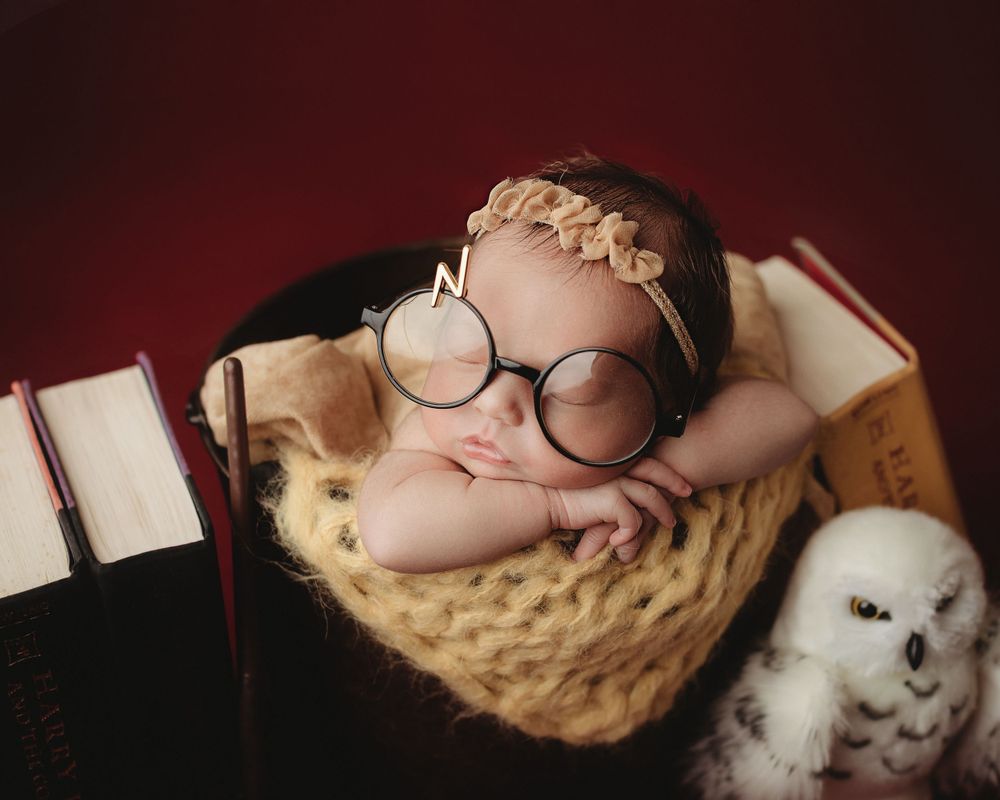 Professional newborn photo - Harry Potter theme
