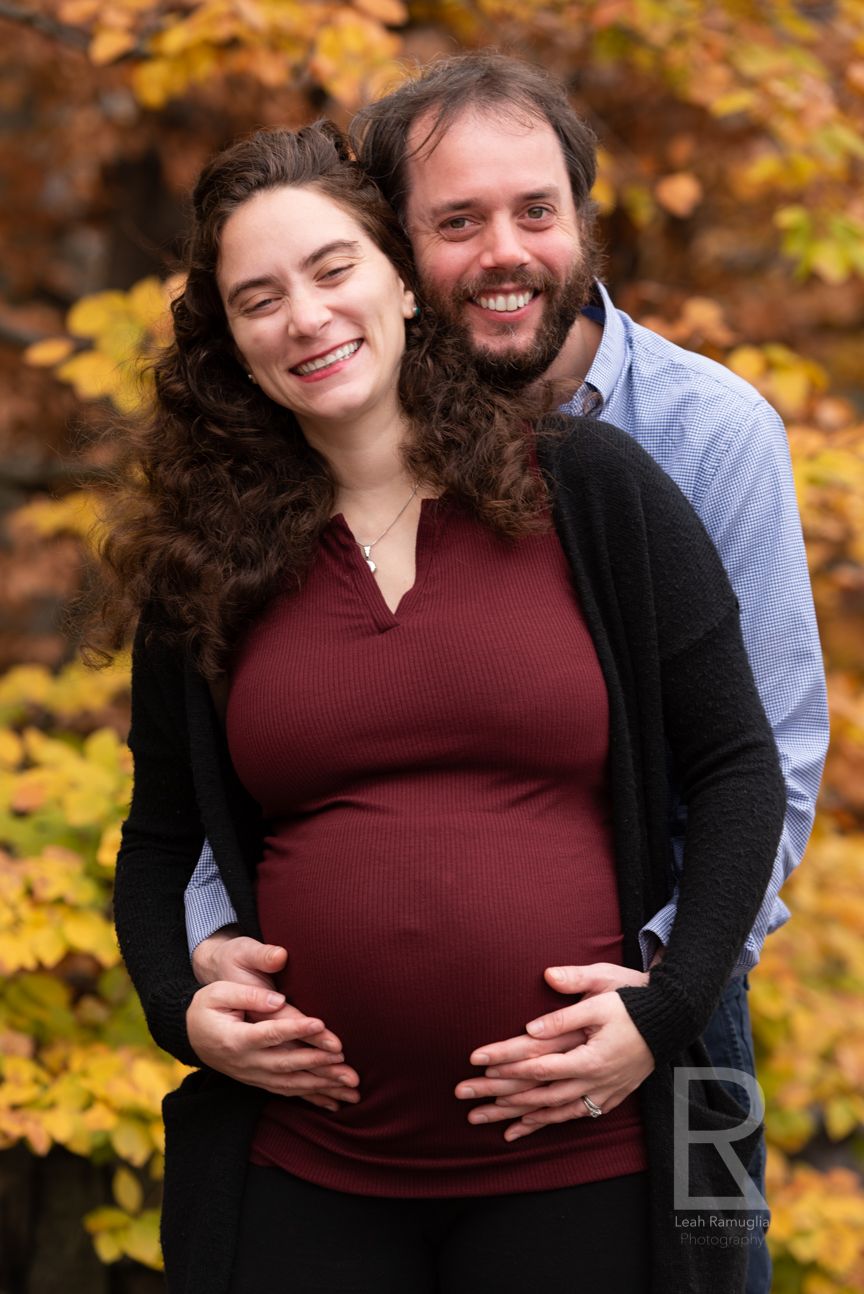 Leah Ramuglia Photography autumn fall foliage maternity portraits in Cambridge, MA