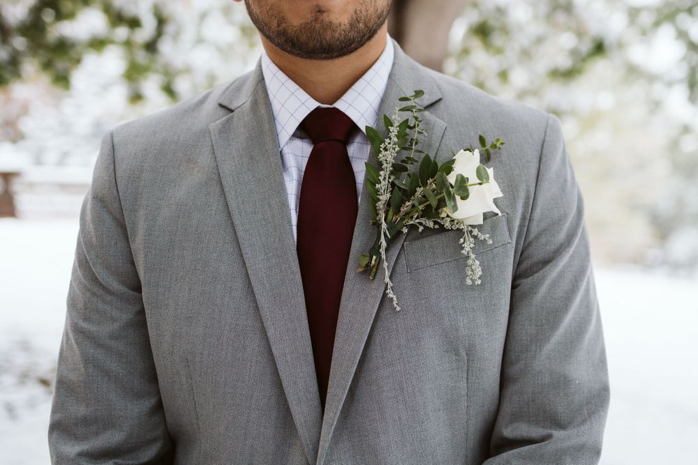 bride and groom winter portraits, Denver wedding photography inspiration, beautiful Colorado venues, winter wedding