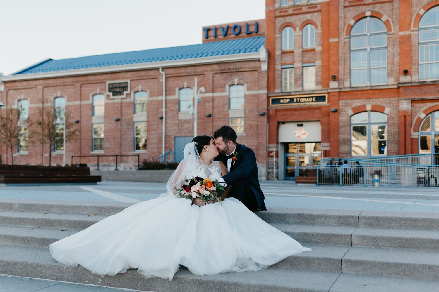 bride groom portraits, denver, colorado, classic, beautiful, mansion, romantic, wedding, denver, ideas, inspiration