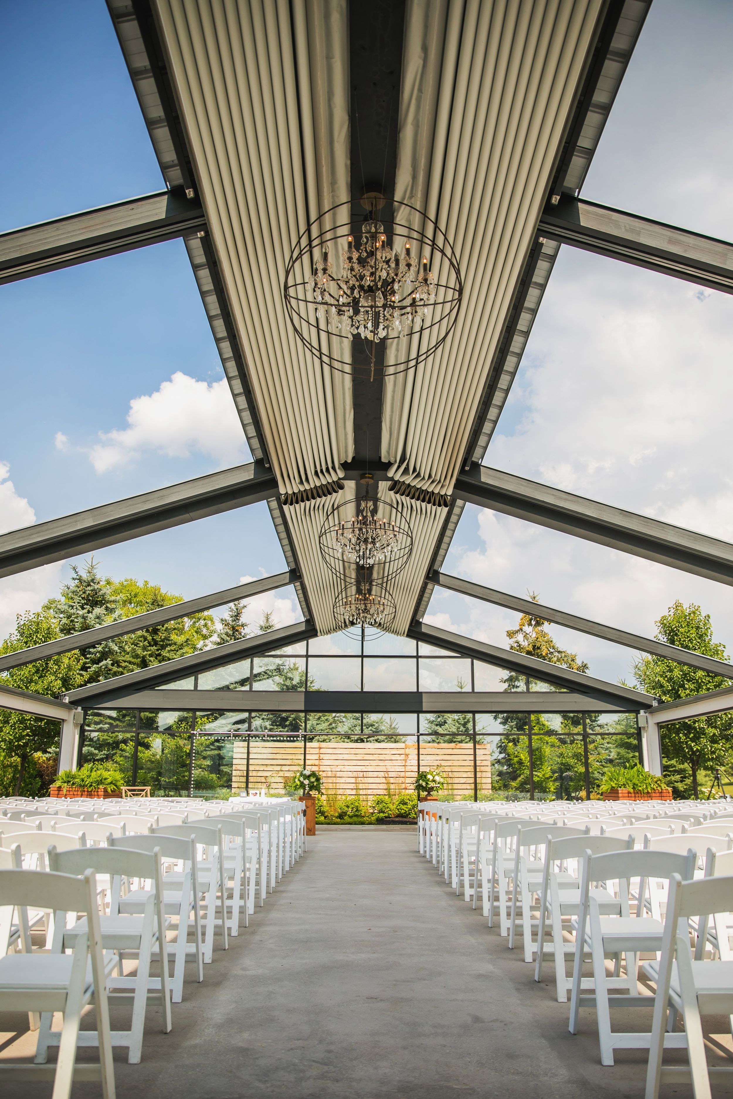 Whistle Bear Golf Club Cambridge Garden Chapel Wedding Photos