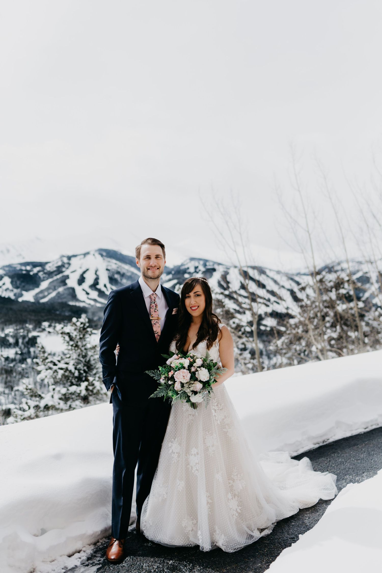 winter wedding inspiration, mountains, colorado, elopement, small wedding, snow, portraits, best co photographer