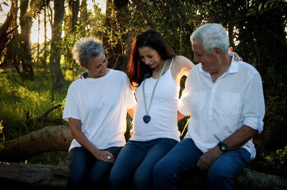 parents maternity session kurnell sydney sunset