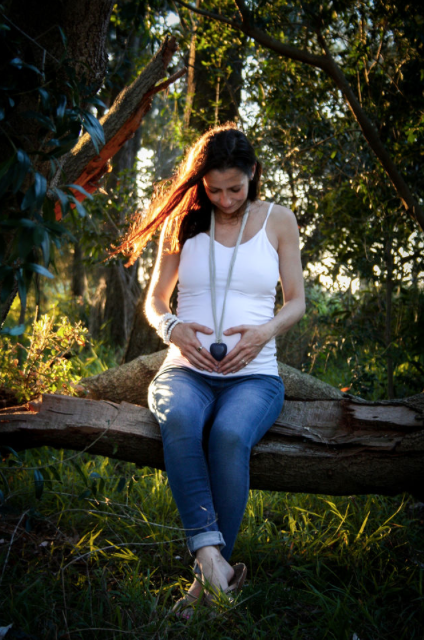 pregnant maternity photoshoot sunset forest