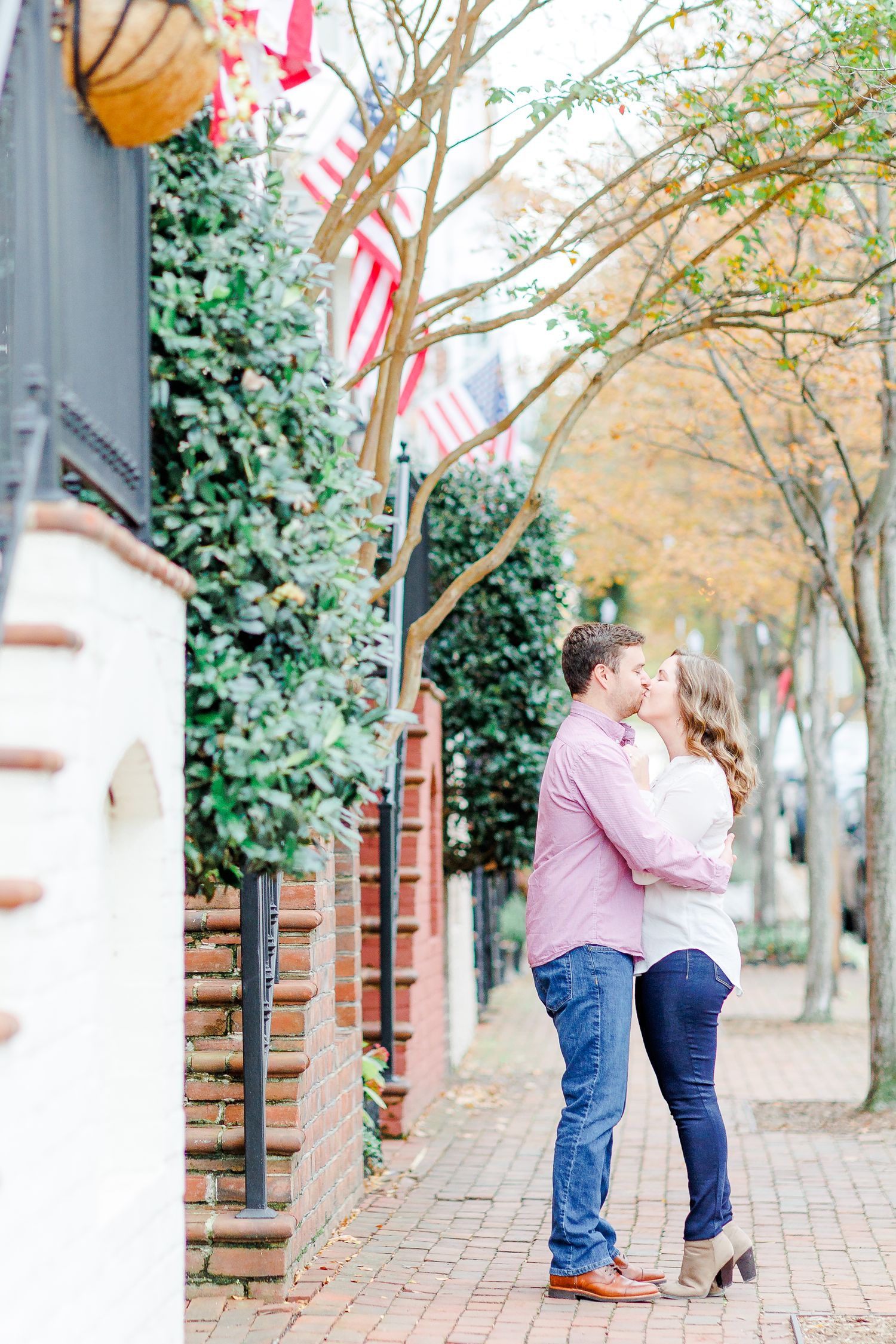 OLD TOWN ALEXANDRIA ENGAGEMENT PICTURES