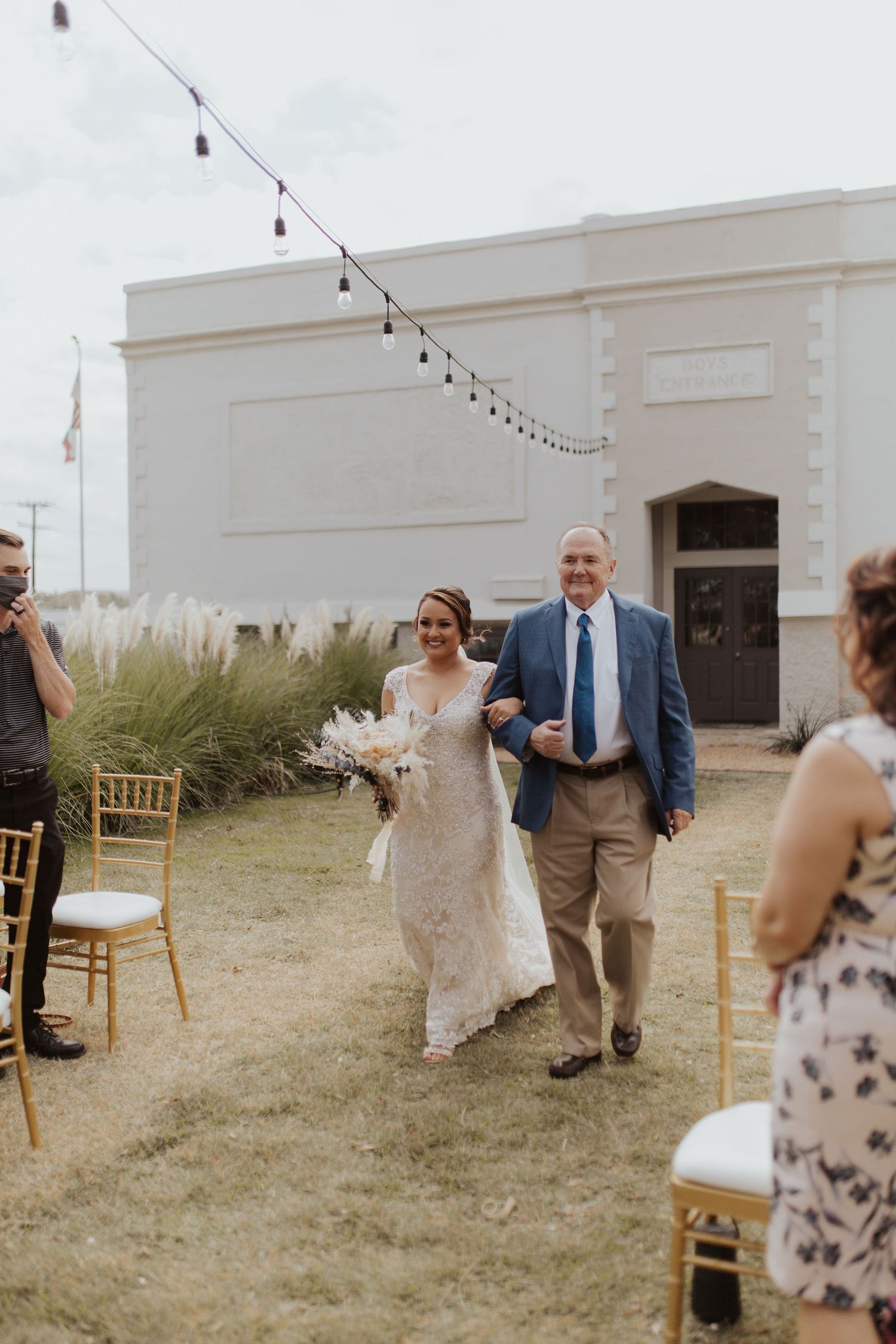 Wedding and elopement photography in Dallas, Texas! Photos taken by Jessa Maria Photography.