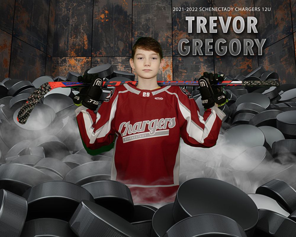 PUCKS