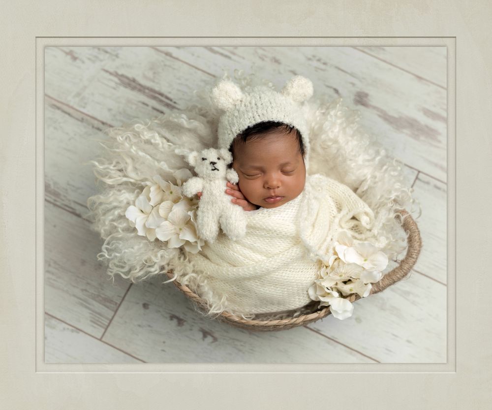 Austin Newborn Photography baby photos snow bears newborn with tiny teddy bear