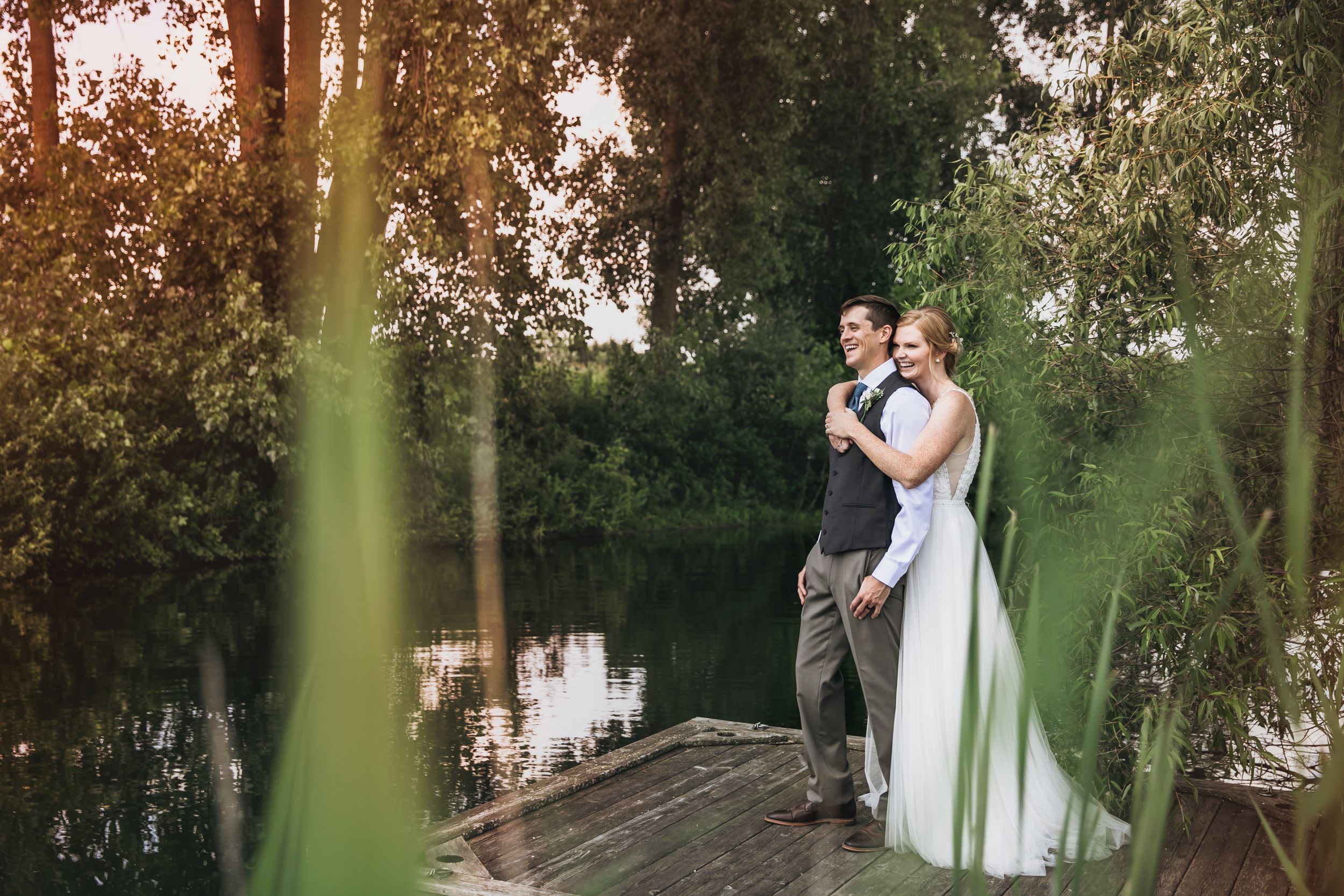 Charming rustic backyard wedding in Mount Brydges Ontario by London photographer Shawn Van Daele