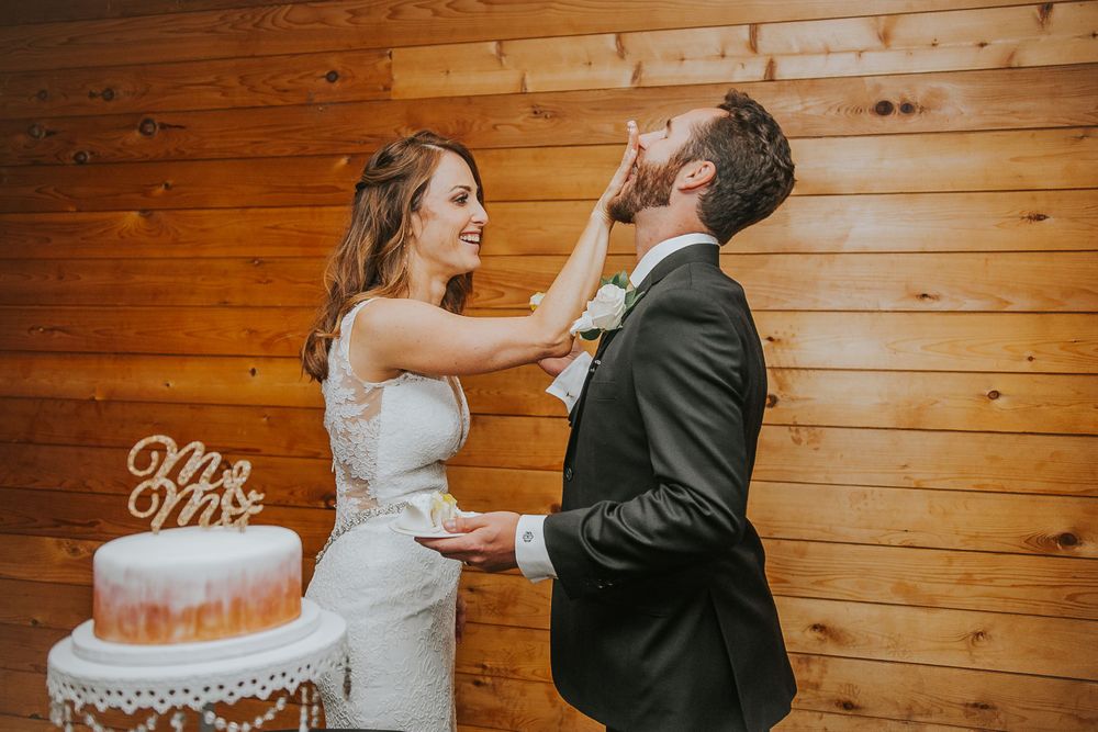 rebecca skidgel photographer wedding photographer advice how to choose your consider love romantic vibe check fun laugh