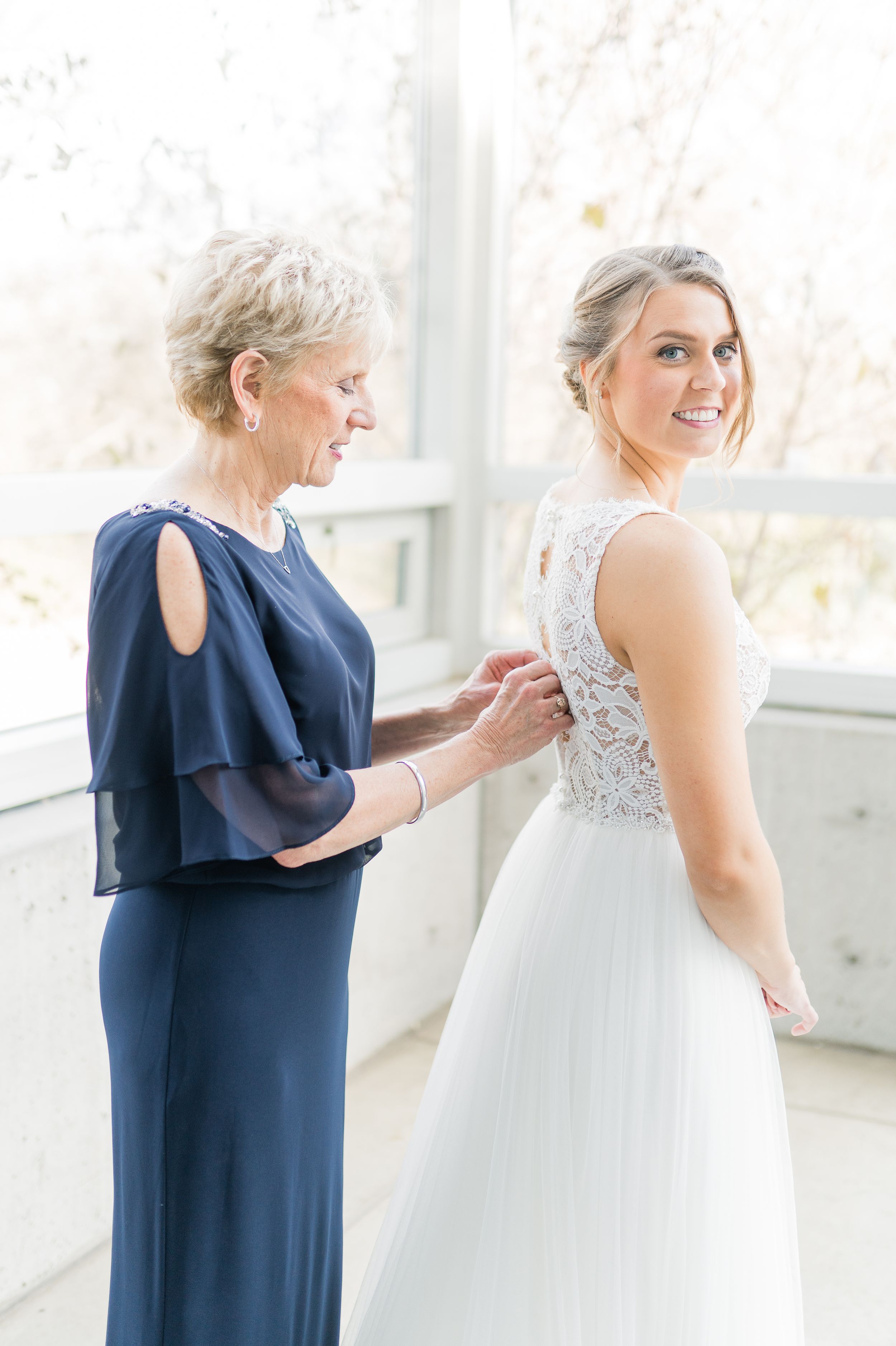light and airy wedding photography Sticks wedding venue in Des Moines, Iowa