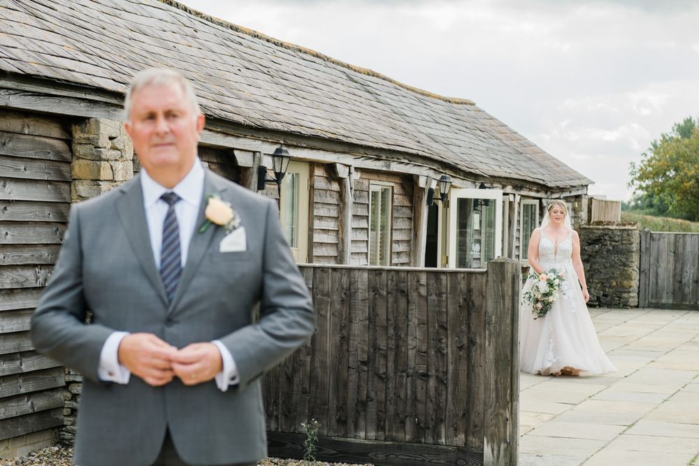 Romantic Cotswolds wedding photography