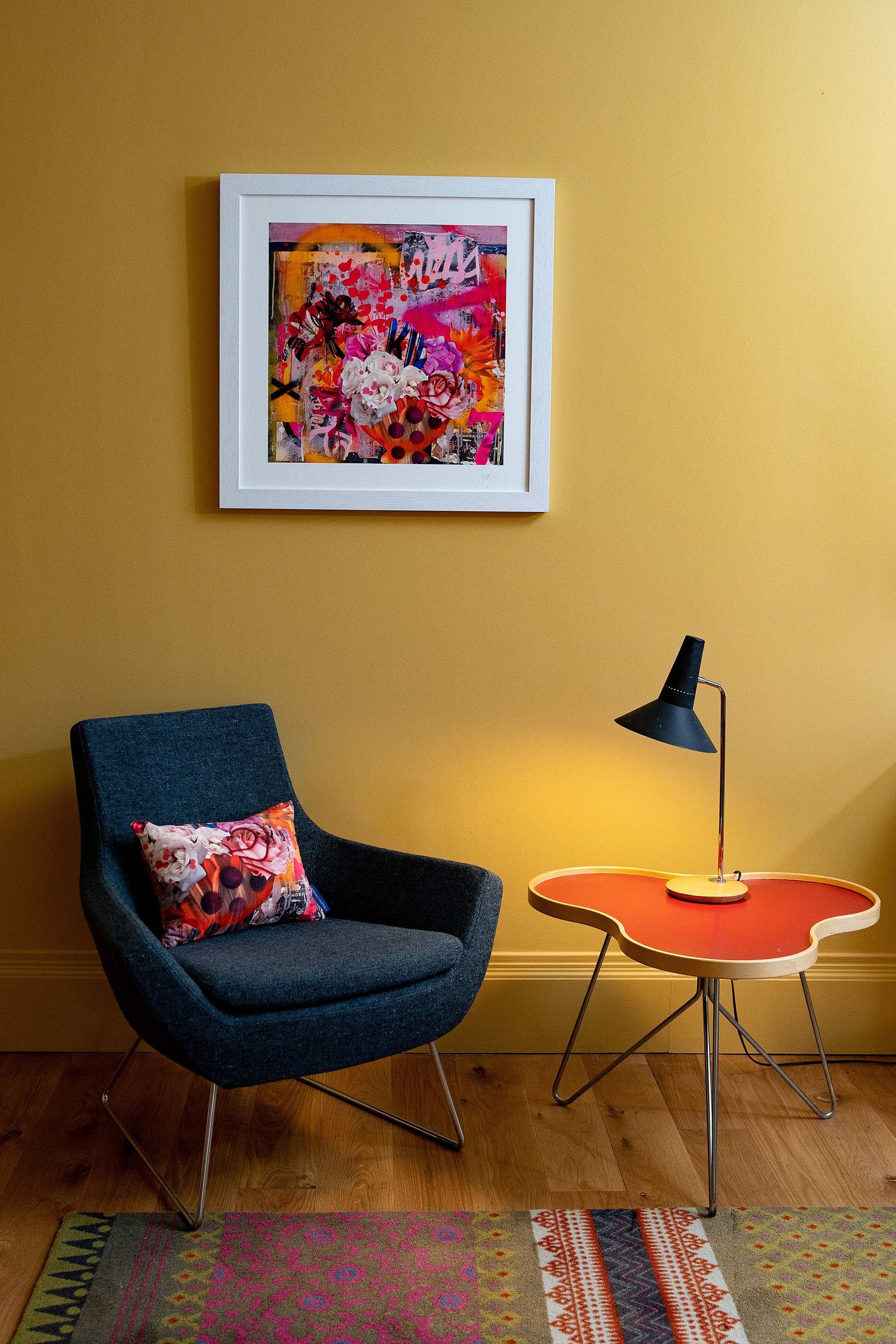 commercial photographer gloucestershire happy chairs