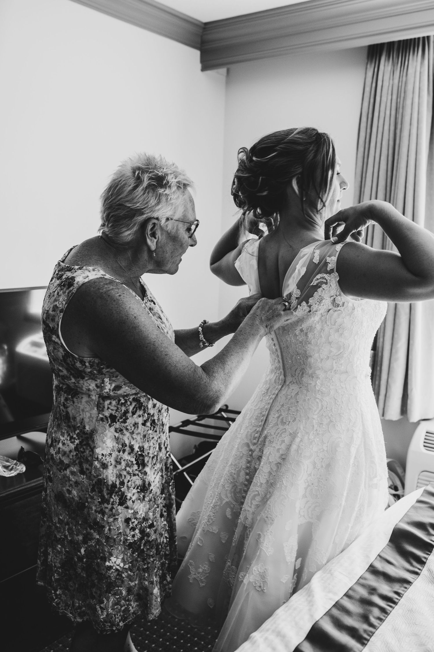 Hinton Alberta Wedding Photographer