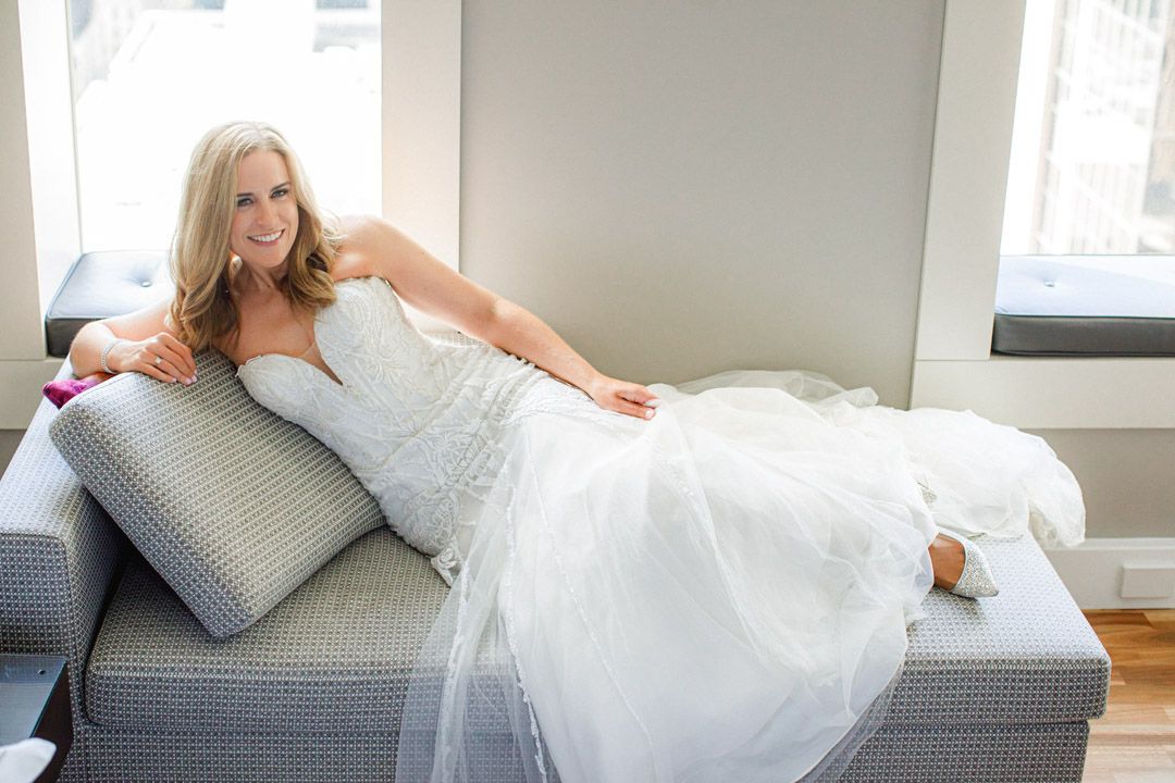 bride-getting-ready-hilton-hotel-wedding-photography