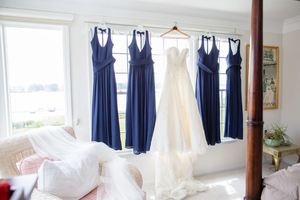 Visual Narrative Photography Michigan wedding photography dresses