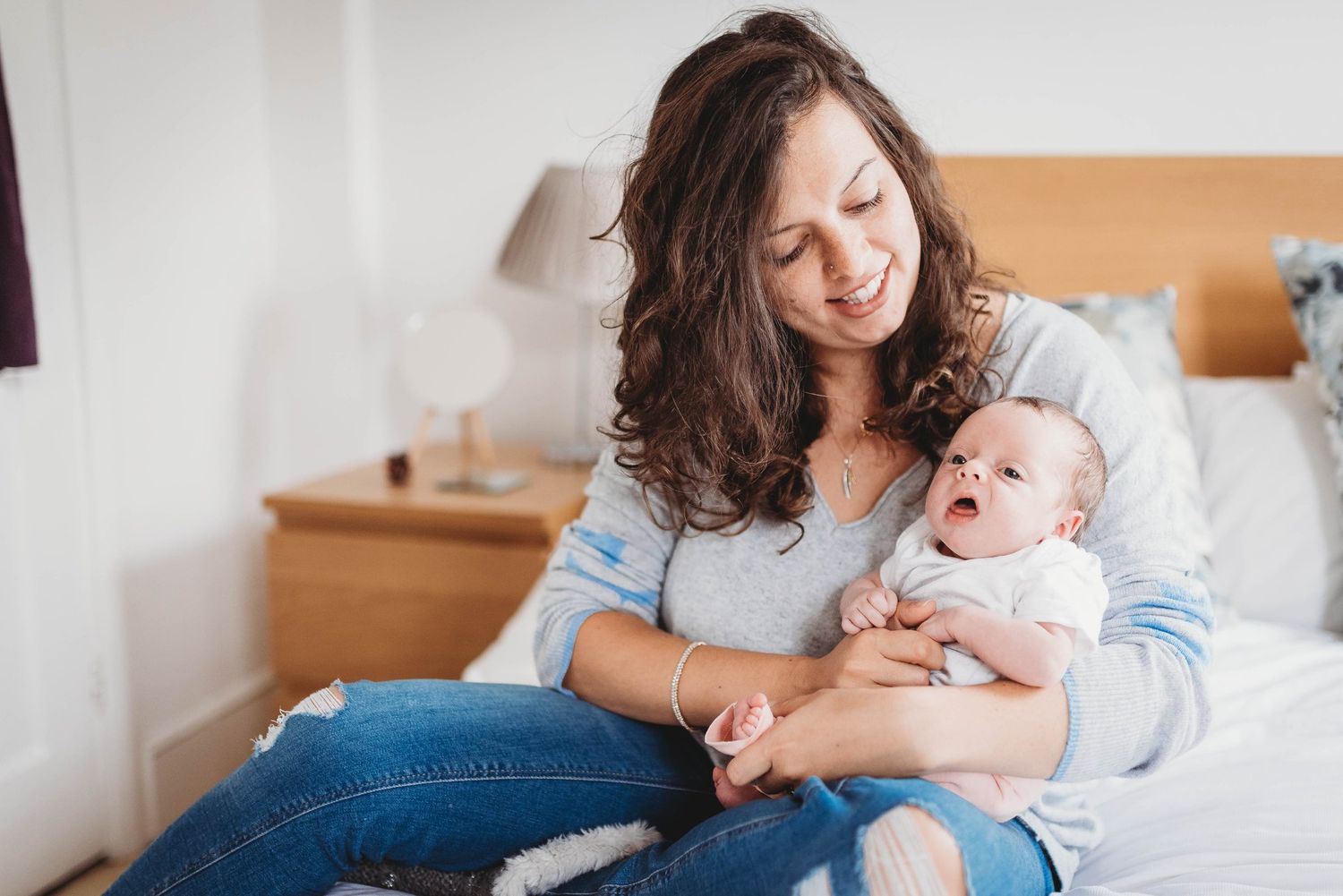 newborn photography Shropshire family photoshoot Market Drayton peach and pear photography telford Shrewsbury shropshire