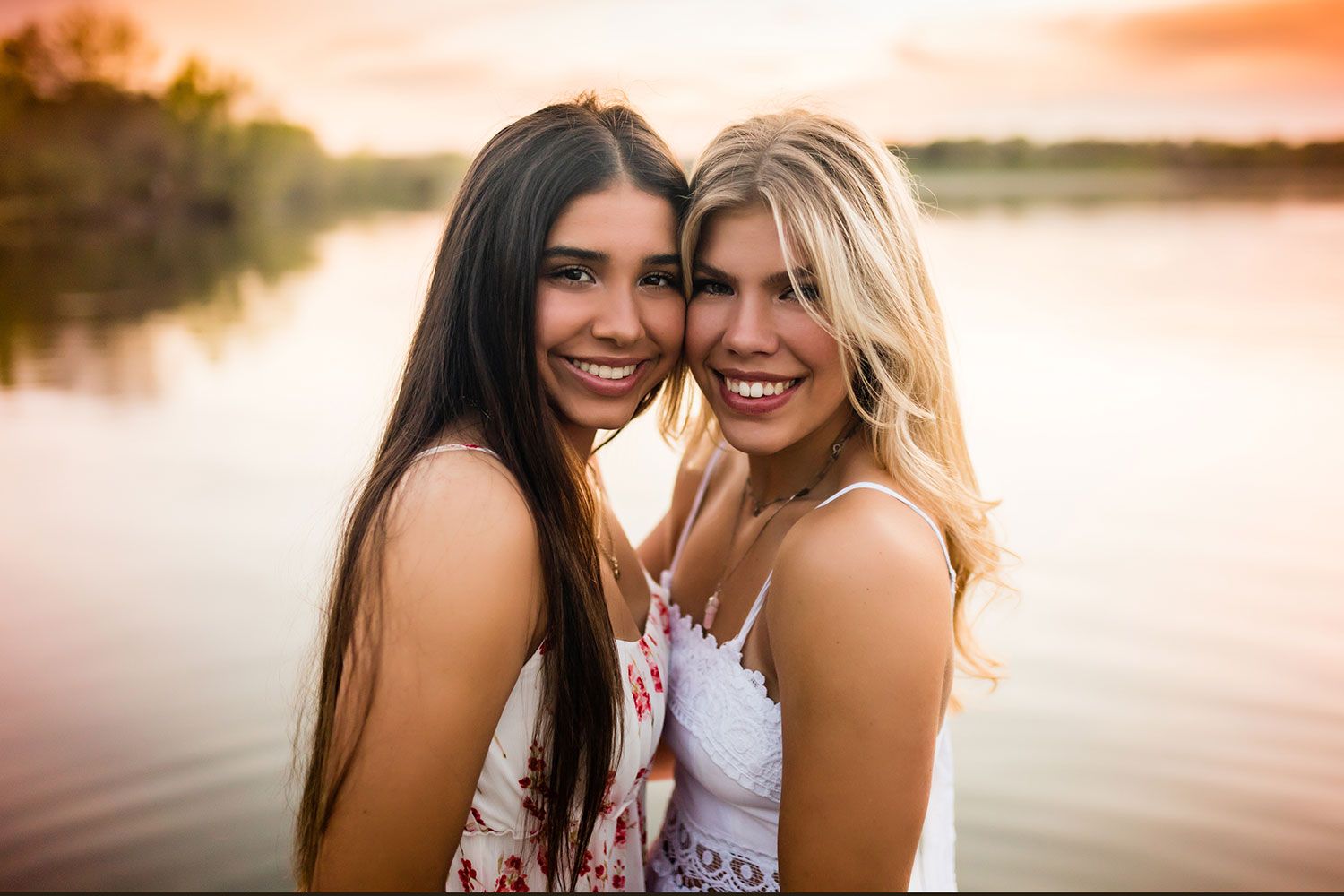 Besties Lake Photo Session - BrightSide Photography, Omaha, NE