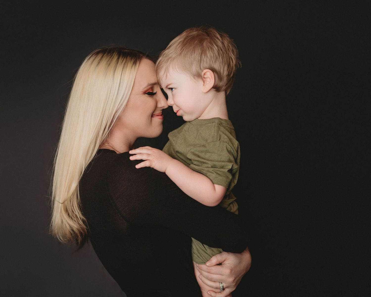 studio motherhood session long sleeve bodysuit