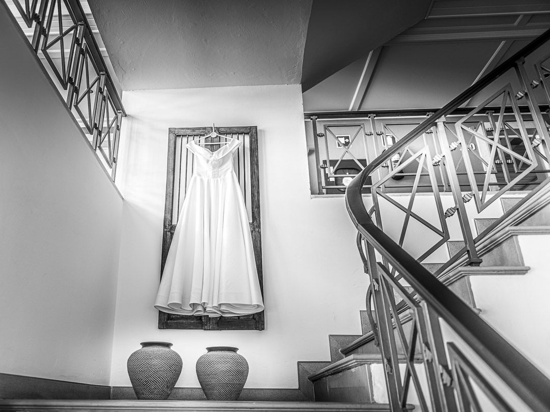 Vestido da Noiva - Fotografo de Casamento em Évora - OnRock Photography