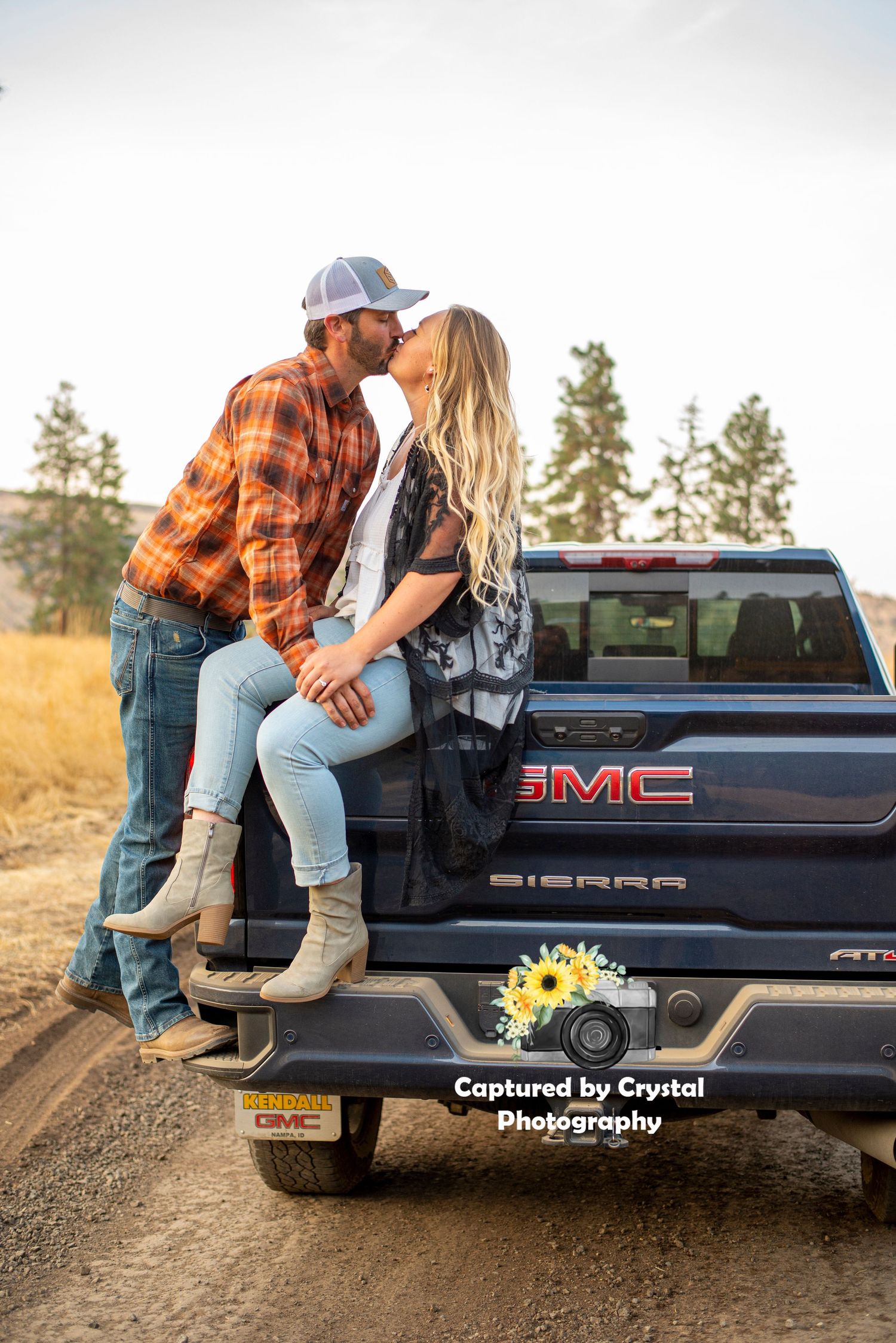 An engaged couple pose for their engagement photoshoot in Ellensburg, Washington.