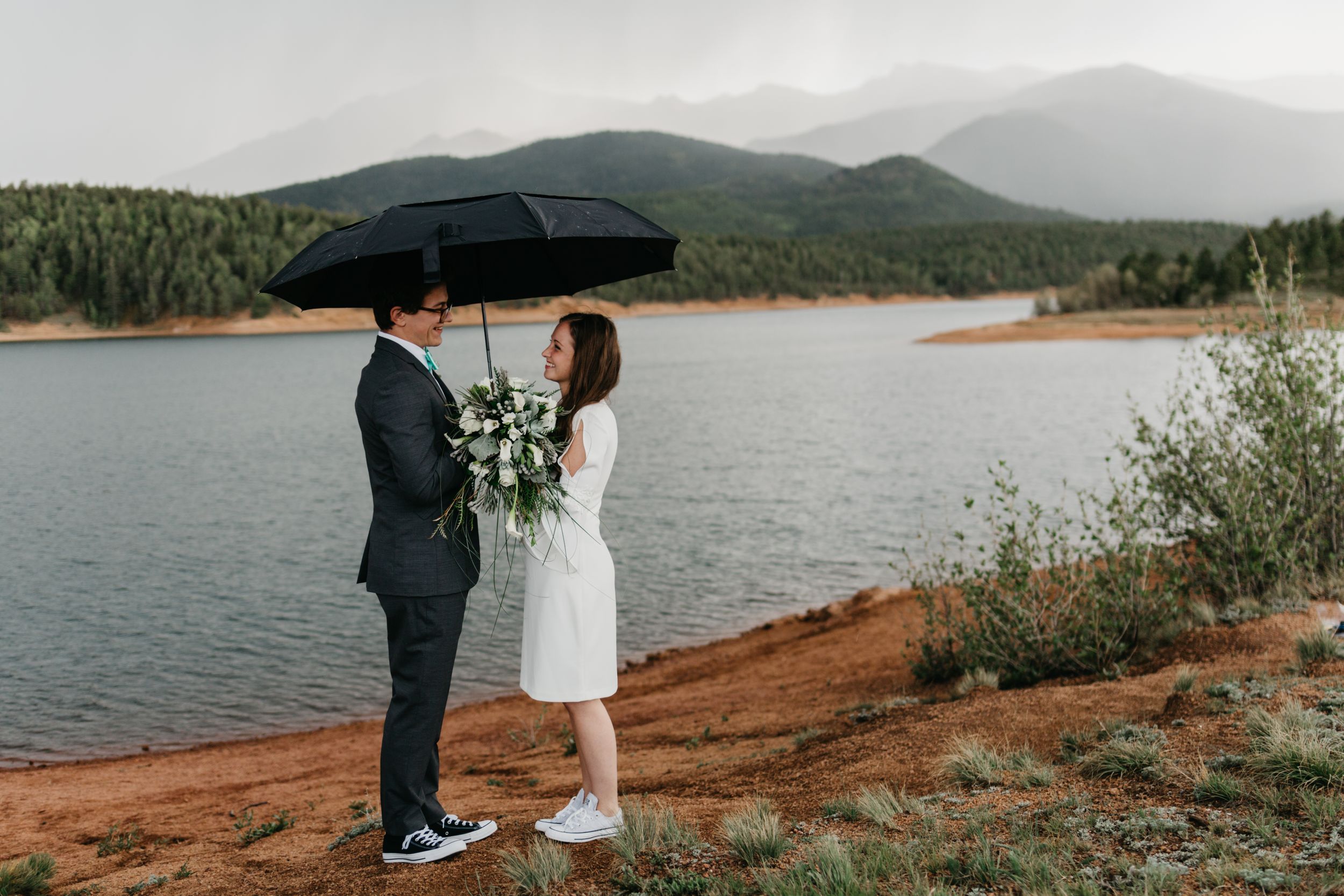 wedding, colorado, Mountain, rain, umbrella, small intimate wedding, inspiration, best of Colorado