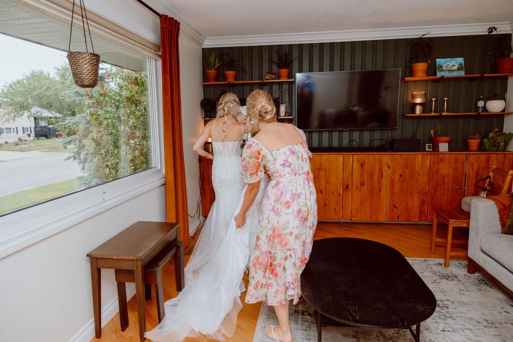 Edmonton wedding photographer