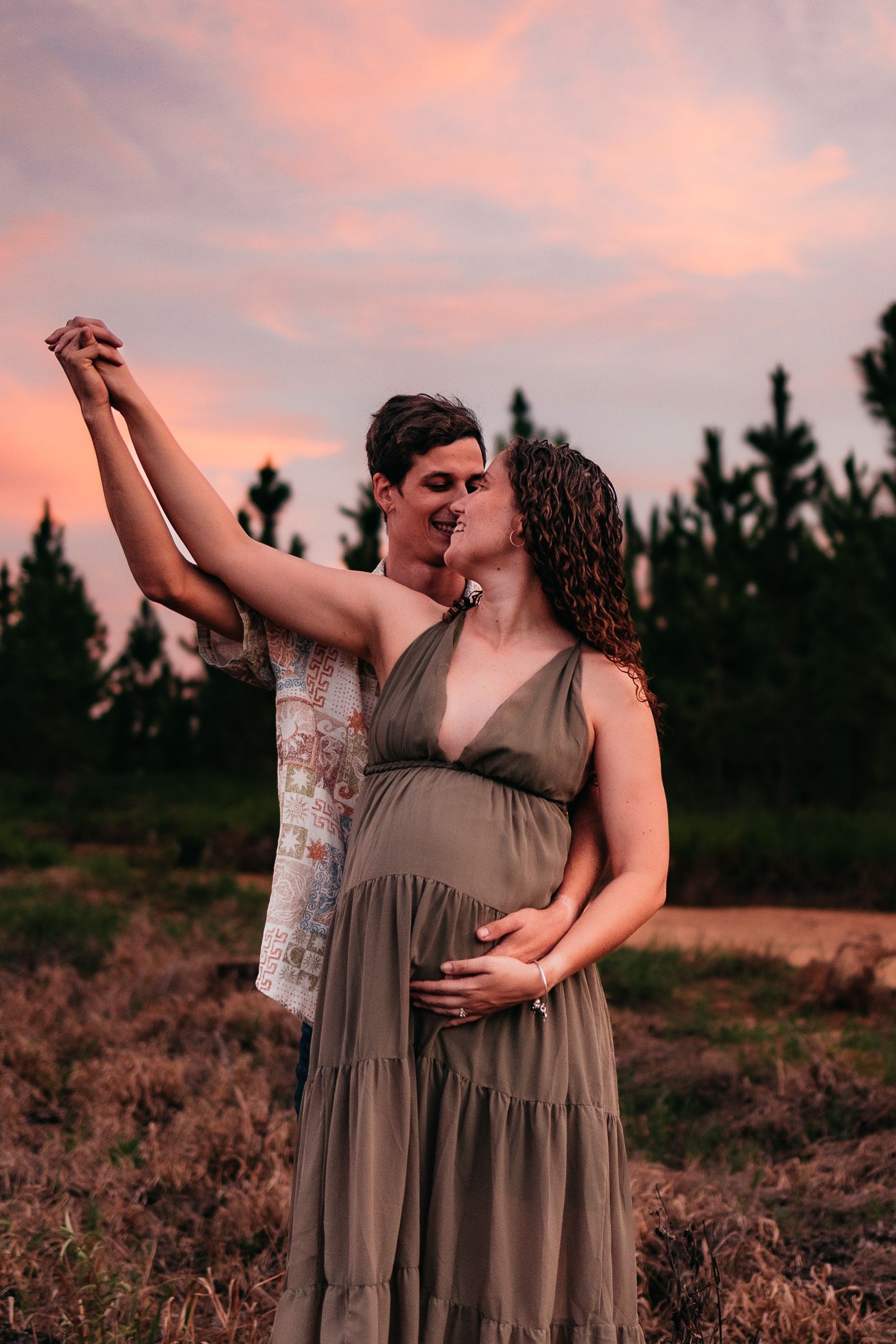 Maternity Photoshoot in Pine Forest Glass House Mountains Glowing Pregnancy Brisbane Sunshine Coast