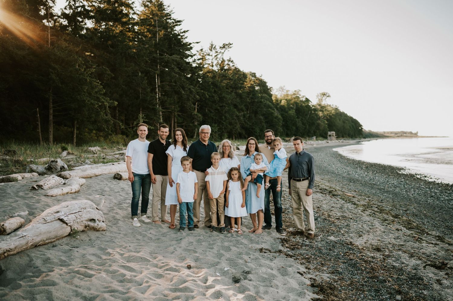 Comox Valley family photoshoot of extended family on Kye Bay Beach. Portraits taken by photographer Soulfull Photographs