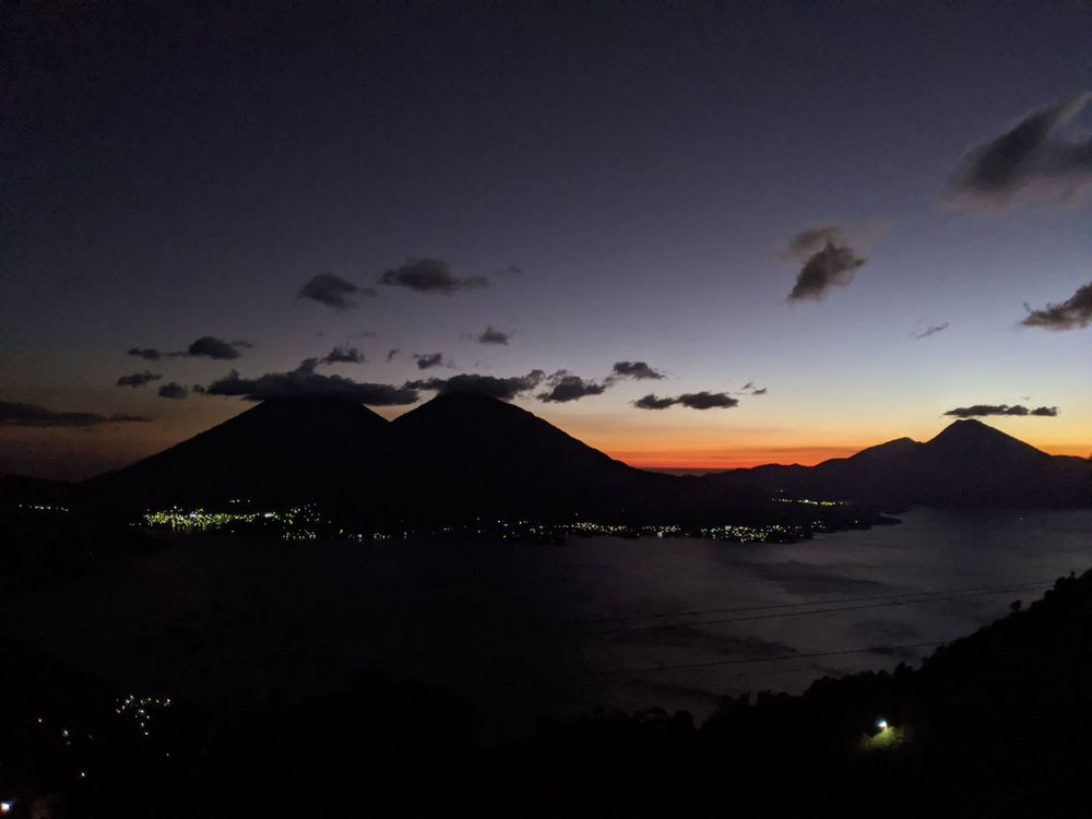Mountains-sunset-beautiful-Guatemala-night