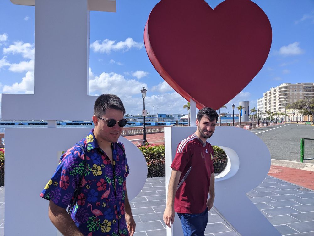 Puerto Rico-heart-friends-males-pretty