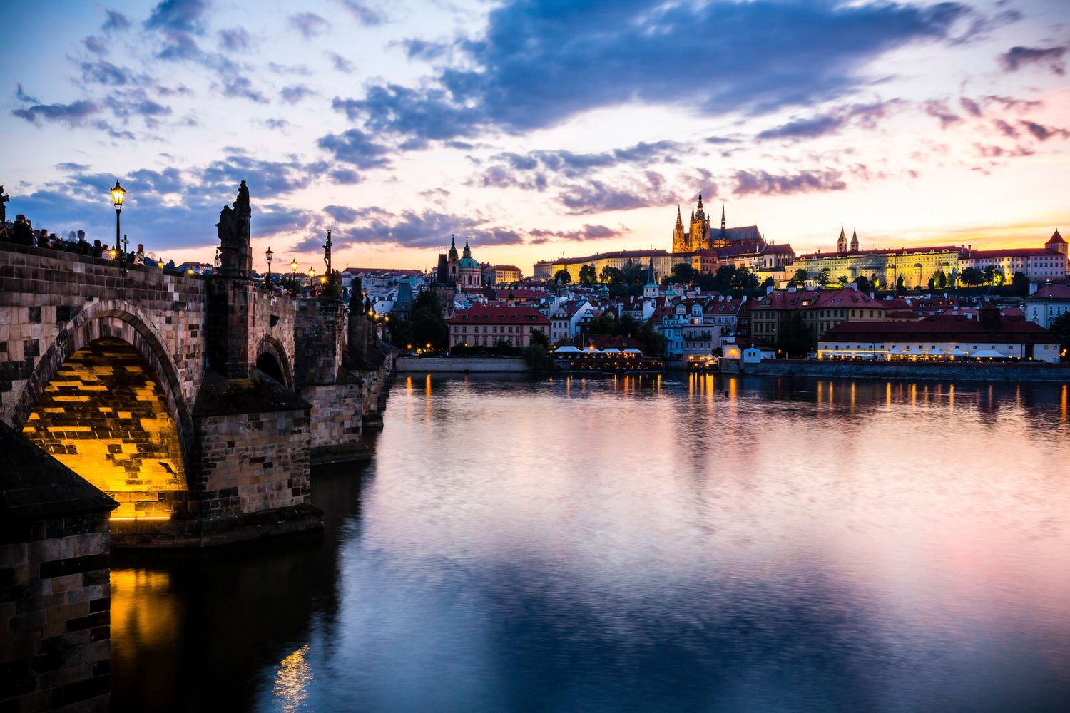 prague city tourism obsahy na site propagacni fotografie hradcany zapad slunce evenue