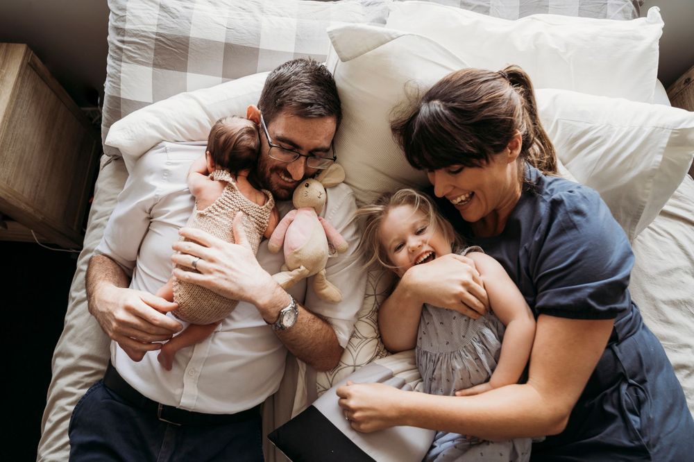 relaxed natural family photography in home
