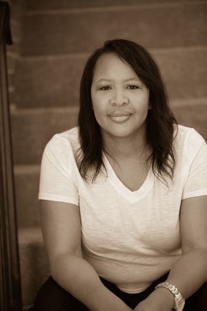 professional woman head shot photography; branding; terra howard photography; near Stafford Virginia