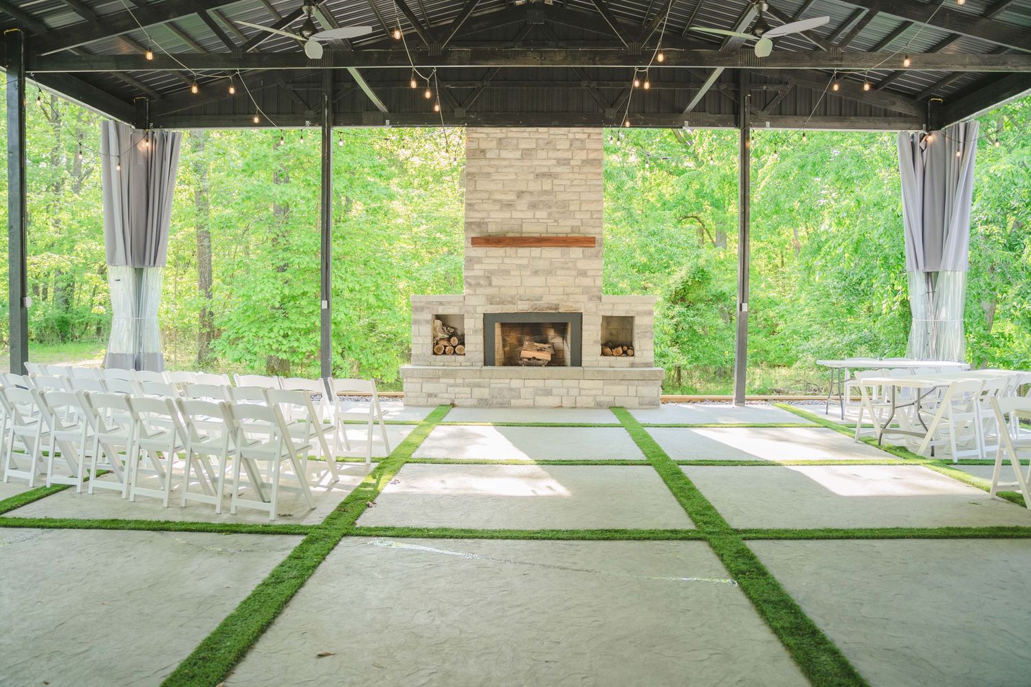Dragonfly Wedding Venue by Mandy Kline Photography 5
