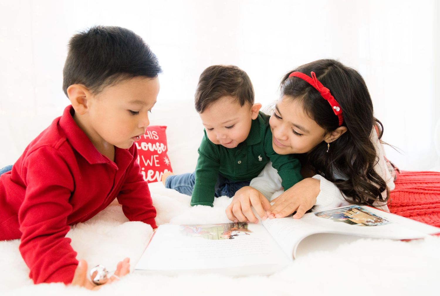 Christmas mini session in Dallas TX by Monica Salazar Photography