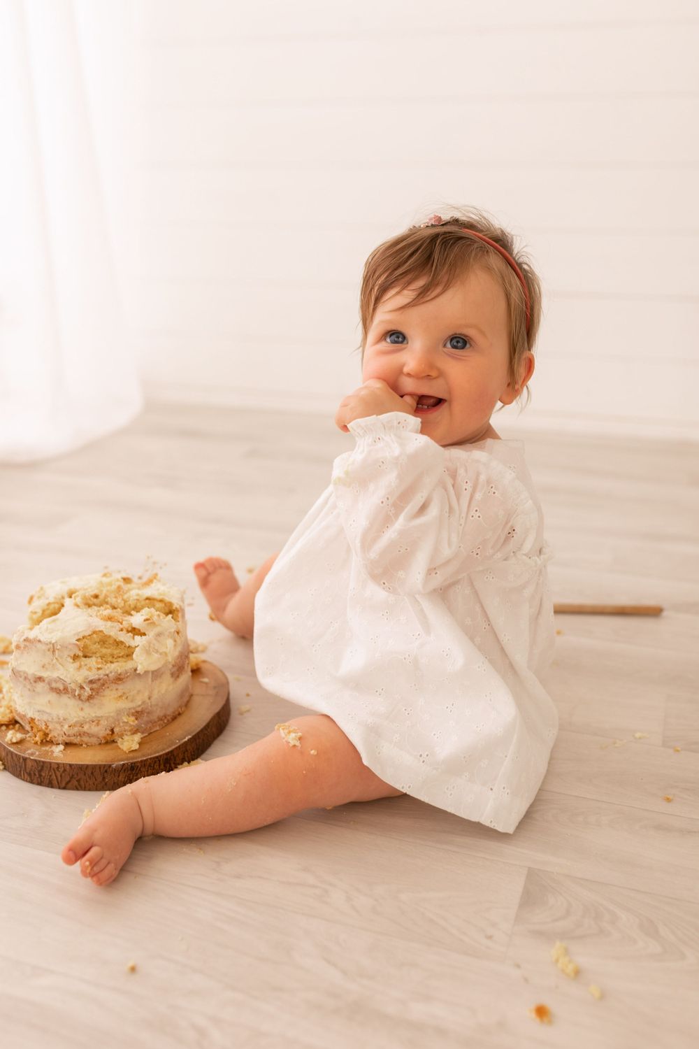 newborn baby maternity first birthday cakesmash photoshoot Dorset family photographer