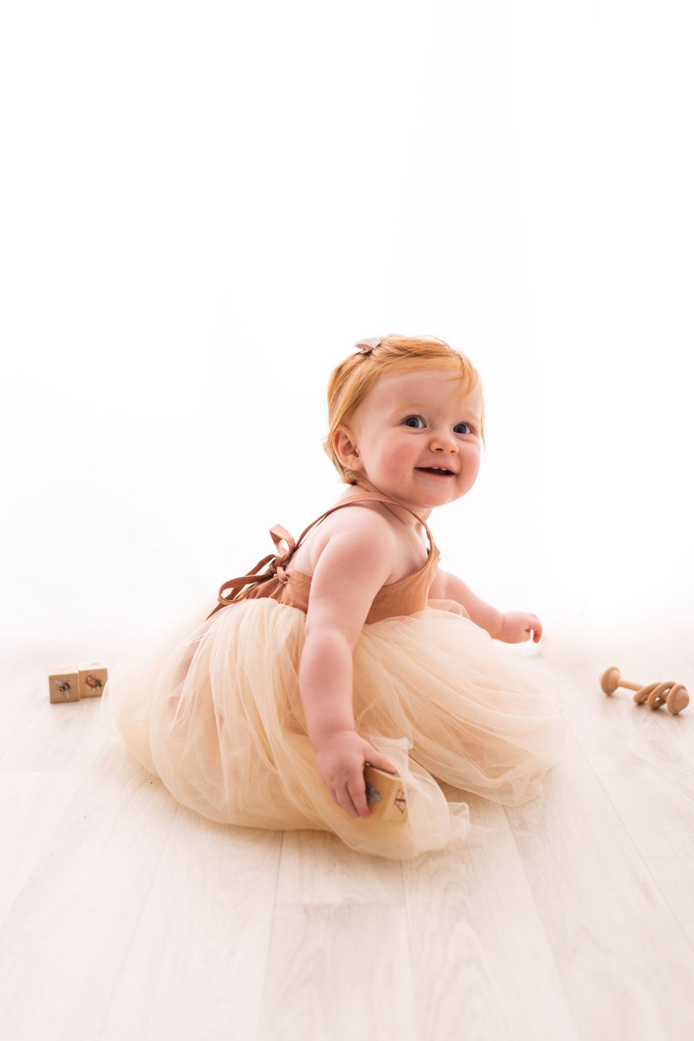 newborn baby maternity first birthday cakesmash photoshoot Dorset family photographer
